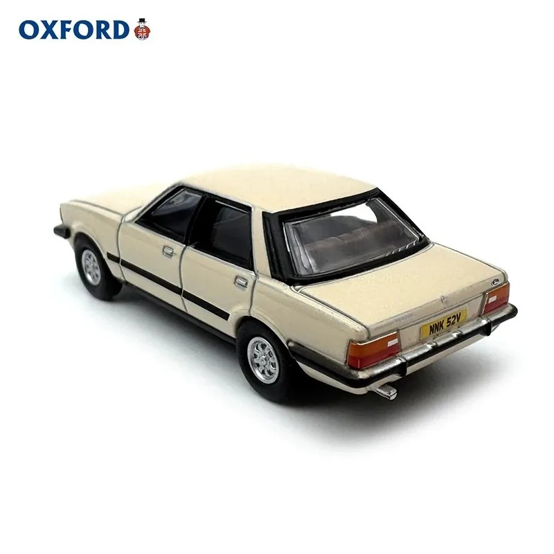 Vintage Collectible Cars - OXFORD 1/76 Cortina Mk5 Model Mobil