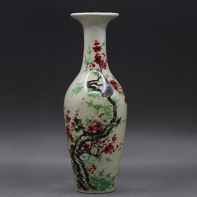 Vintage Collectible Bottles - Vas Keramik Antik Jingdezhen Motif Bunga