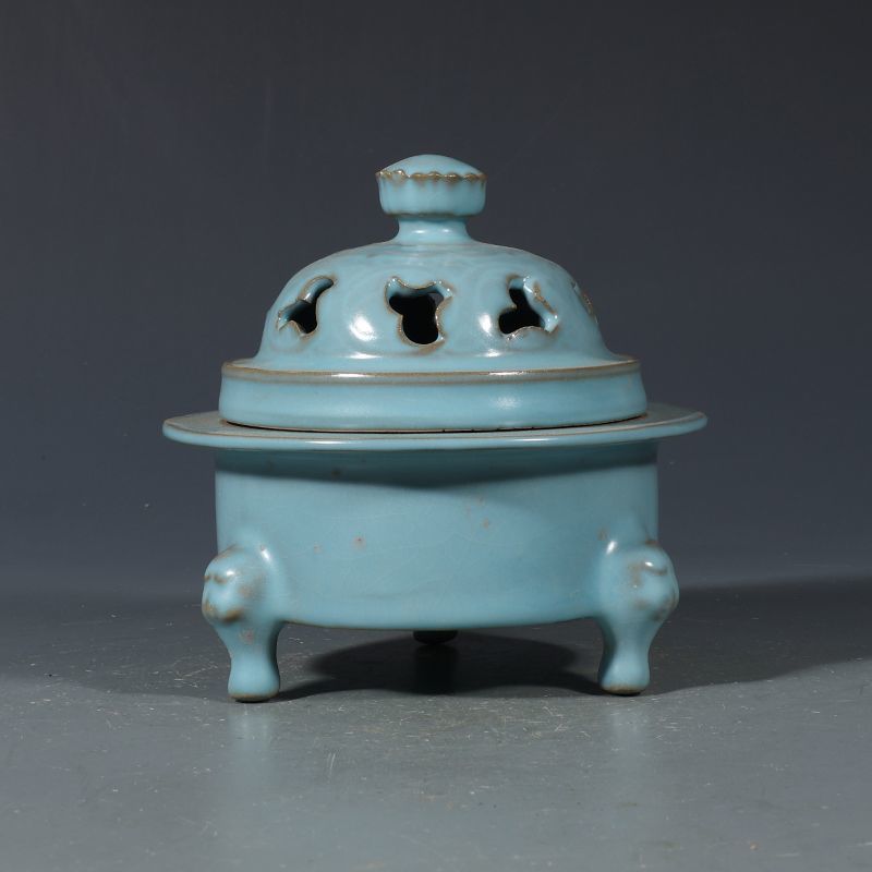 Vintage Collectible Bottles - Koleksi Antik Tua Porselen Ru Kiln