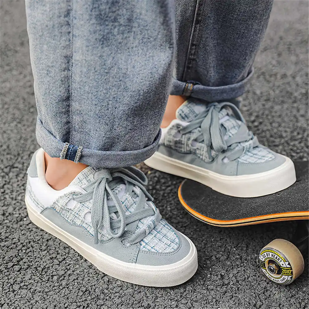 Sepatu bot krem wanita, dengan - Best Vintage Collectible Items ulasan dan harga
